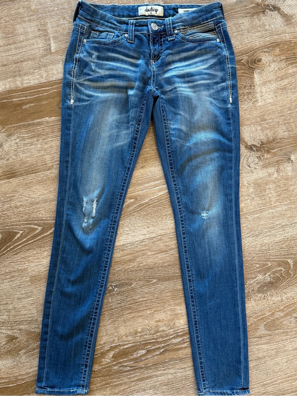 Daytrip Women's Blue Distressed Skinny Jeans